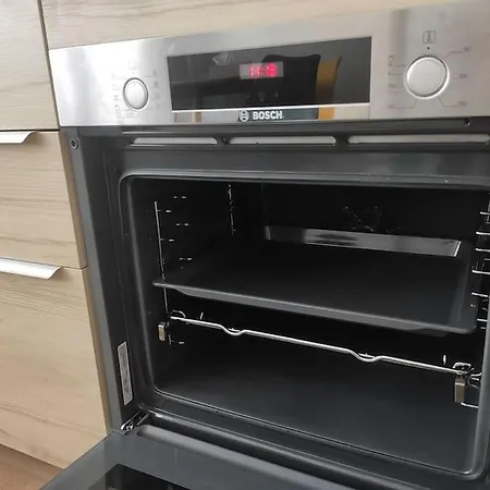 Utulny Bytik Iba 5 Minut Od Historickeho Centra *