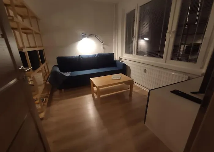 Utulny Bytik Iba 5 Minut Od Historickeho Centra *